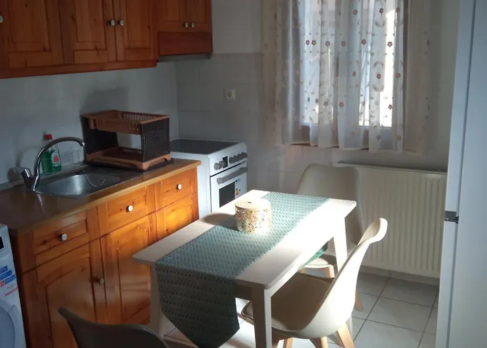 Snuggery Elegant Apartment *